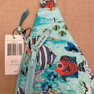 Vera Bradley | Bags | Vera Bradley Essential Compact Sling  display picture 2